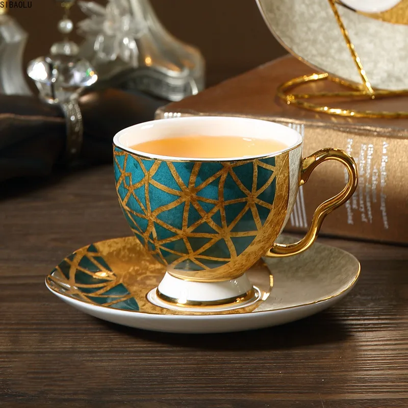 Lüks Kemik çin çayı Fincan Tabağı kaşık seti 250ml Kahve Fincanı Altın porselen çay seti Seramik Çay Fincanı Cafe espresso fincanı Dropship