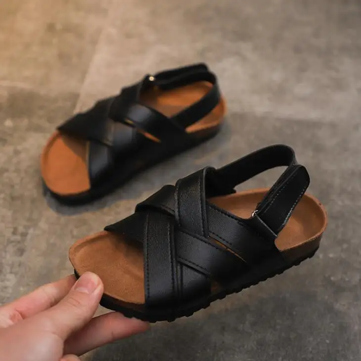 2021 Yaz Çocuk Pu Deri Sandalet Bebek Kız rahat ayakkabılar Çocuk plaj sandaletleri Erkek Marka siyah ayakkabı Moda Spor Sandalet