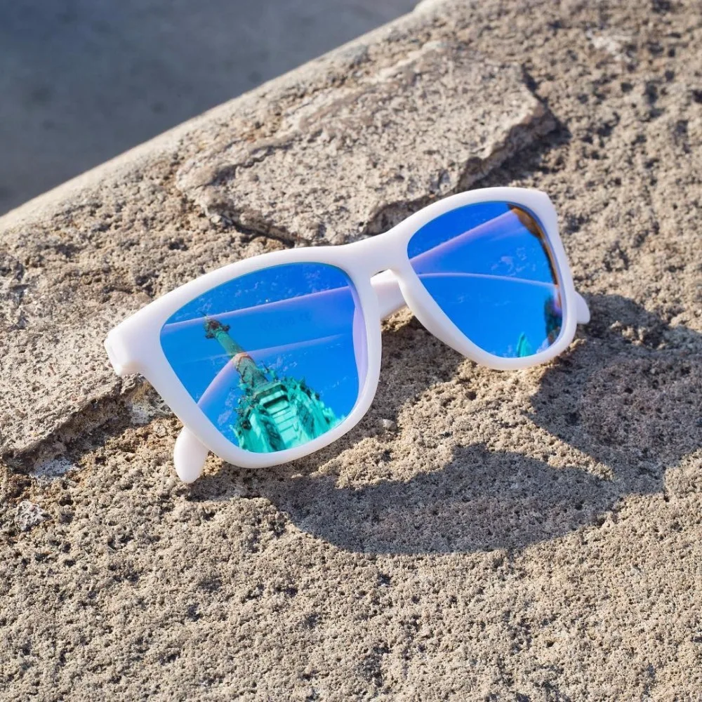 Dokly Yeni moda güneş gözlükleri Erkekler ve Kadınlar Tasarım Unisex beyaz çerçeve mavi lens Güneş Gözlüğü Ayna Oculos güneş gözlüğü Gafas De Sol
