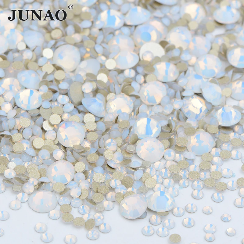 JUNAO 1400 adet Karışık Boyutu Beyaz Opal Cam Taklidi Düz Geri Taşlar ve Kristal Olmayan Düzeltme Strass Tırnak Çıkartmalar DIY 3D Manikür