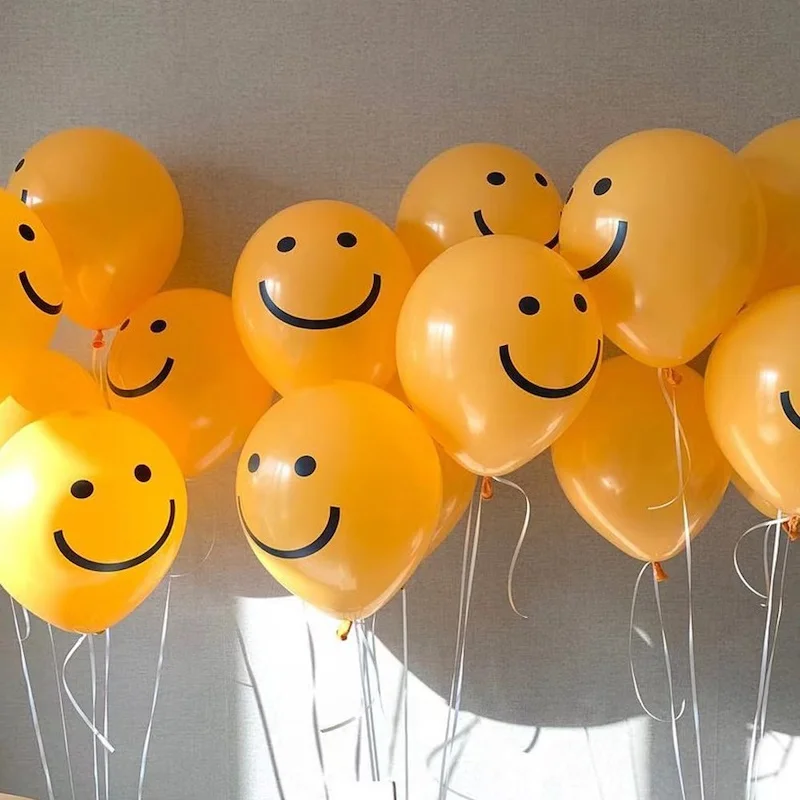 10 inç Doğum Günü Komik Sarı Gülen Yüz Balon Parti Süslemeleri Balon Mutlu Doğum Günü Düğün Balon Bebek Duş Malzemeleri