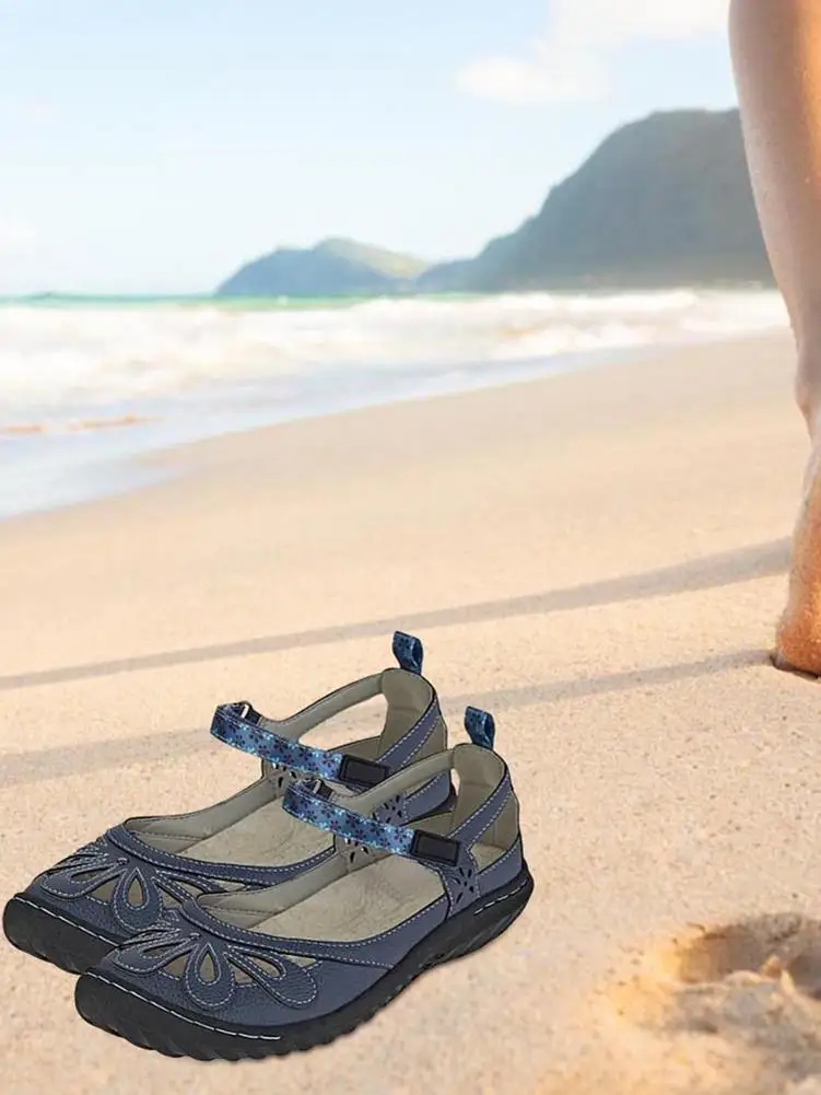 Kadın Carina Sandalet Yaz Plaj Çiçek Katı Tanga Düz Sandalet Vintage Sandalet Yaz Moda rahat ayakkabılar
