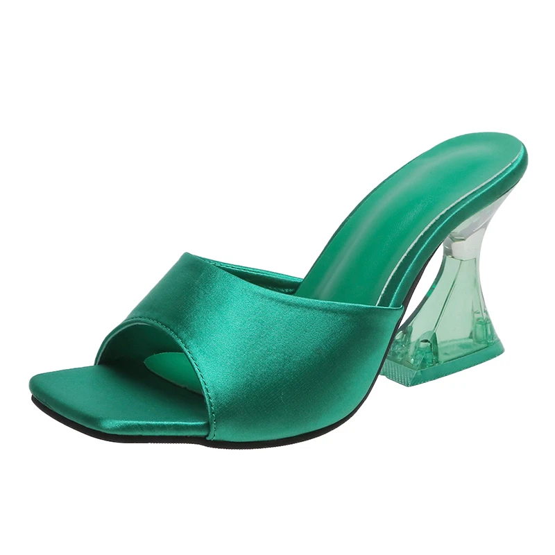 2022 Son Yaz ve Sonbahar kadın yeşil ayakkabı İpeksi Geniş Bant Şeffaf Yüksek Topuk Rahat Yeşil Sandalet Topuklu