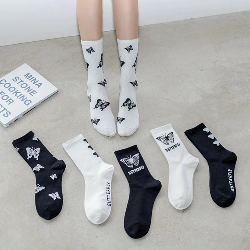 11 Stilleri Kadın Kelebek Pamuk Çorap Rahat Streetwear Harajuku Hip-Hop Kaykay Çorap Boyutu 36-42