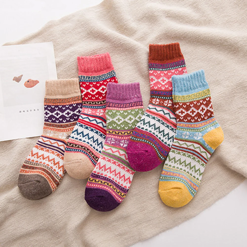 Qisin 1 Çift Rahat Kadın Yumuşak Kalın sıcak tutan çoraplar Tavşan Yün Karışımları Sıcak Kış Çorap Bayan Retro Tarzı Renkli Nefes Çorap