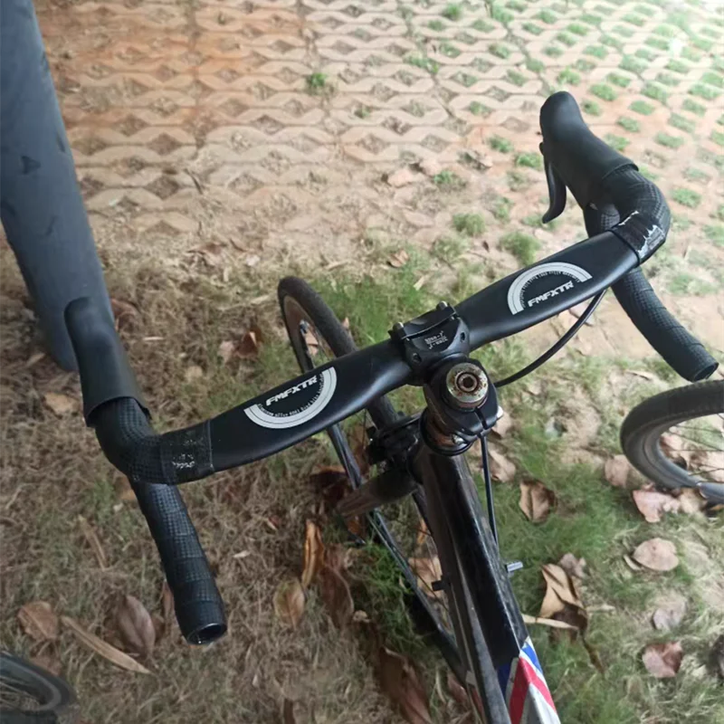 Yol Bisikleti Gidon 31.8 mm * 420mm Yarış Kas Boynuz Gidon Direnci Azaltmak Bükülmüş Çubuk Güçlendirmek Damla Bar Bisiklet Parçaları